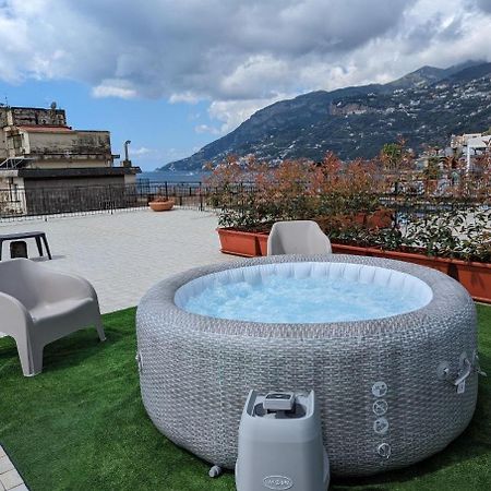 Piccolo Appartamento Con Grande Terrazzo Panoramico Maiori Ngoại thất bức ảnh
