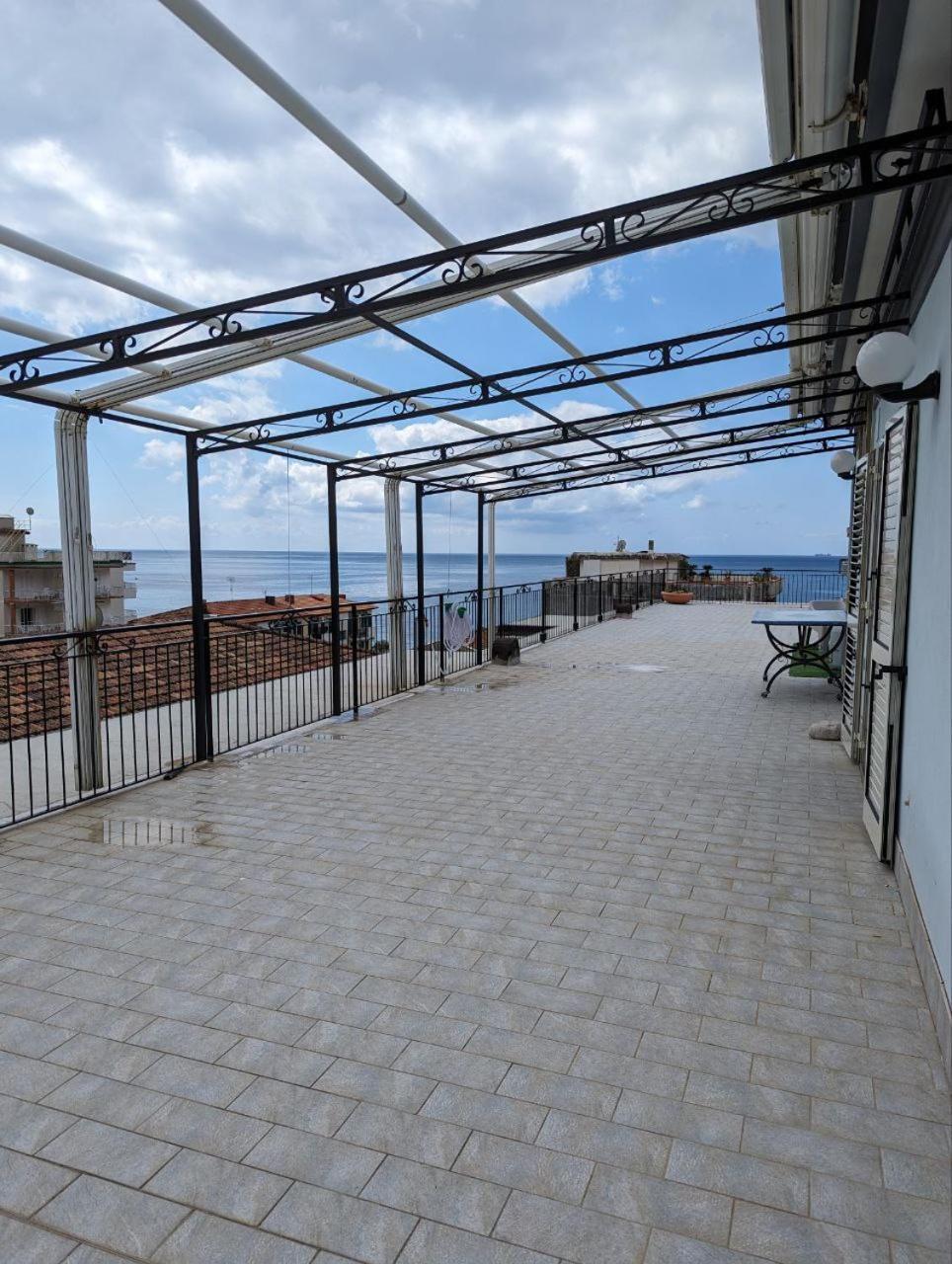 Piccolo Appartamento Con Grande Terrazzo Panoramico Maiori Ngoại thất bức ảnh